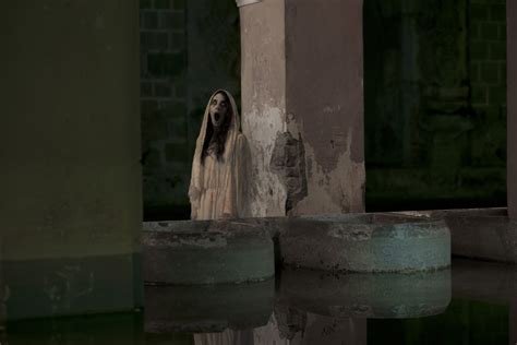 La Llorona Uma Lenda Mexicana Assombrosa de Amor Perdido e Arrependimento Eterno!